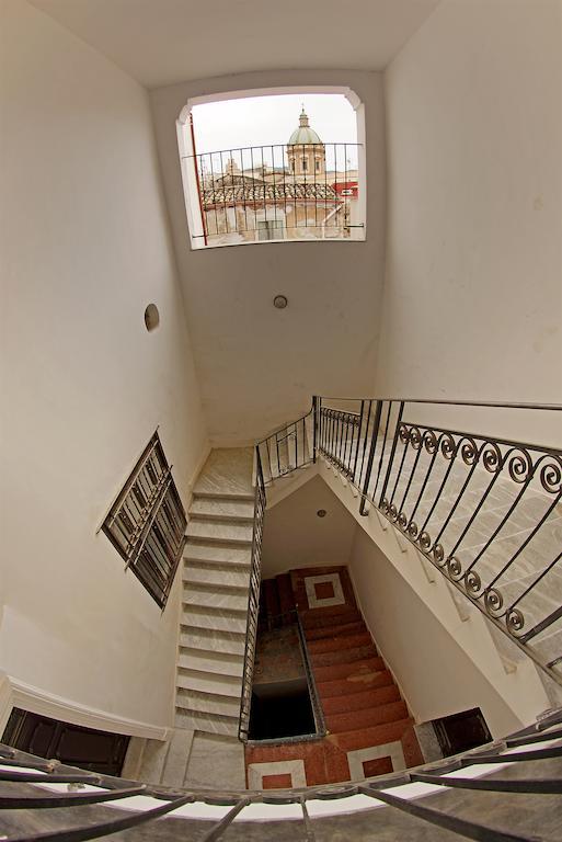 La Terrazza Sul Centro Bed & Breakfast Palermo Luaran gambar